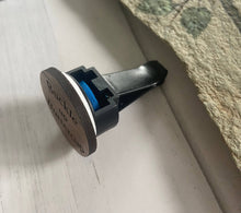 Load image into Gallery viewer, Car air vent essential oil car diffuser clip - buckle up