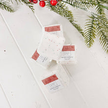 Load image into Gallery viewer, Spiced Cranberry Bath Bomb