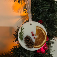 Load image into Gallery viewer, Handmade Scented Wax Sachet | Christmas Scented Ornament
