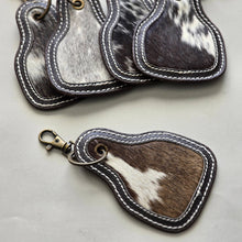 Load image into Gallery viewer, 10pc Hair-On Cowhide Keychain – Cow Tag with Leather Borders