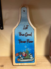 Load image into Gallery viewer, 6 piece wine and cheese gift set