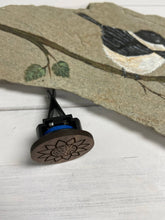 Load image into Gallery viewer, Car air vent essential oil car diffuser clip - sunflower