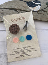 Load image into Gallery viewer, Car air vent essential oil car diffuser clip - cool mom club