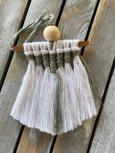 Load image into Gallery viewer, Macrame car diffuser charm/Christmas ornament