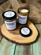 Load image into Gallery viewer, Gingerbread Cookie Candle | Natural Soy Wax Candle | Apple Cinnamon Nutmeg Vanilla
