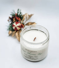 Load image into Gallery viewer, Santa&#39;s Christmas Pipe - Natural Coconut Soy Candle
